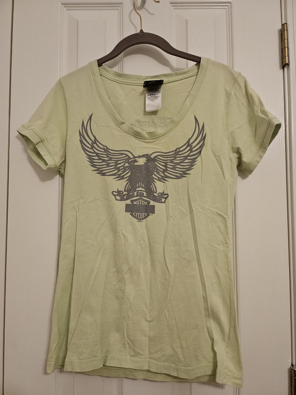 Harley Davidson Women’s Light Green Graphic Scoop Neck T-shirt. Small